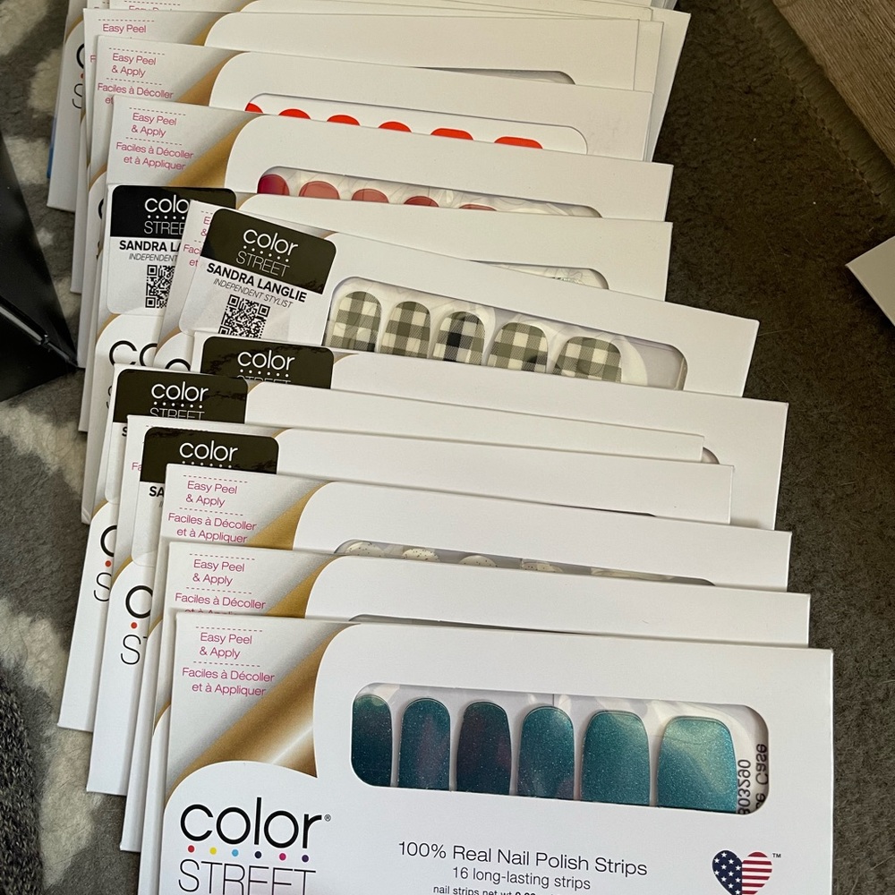 Bundle of Color Street nail sets